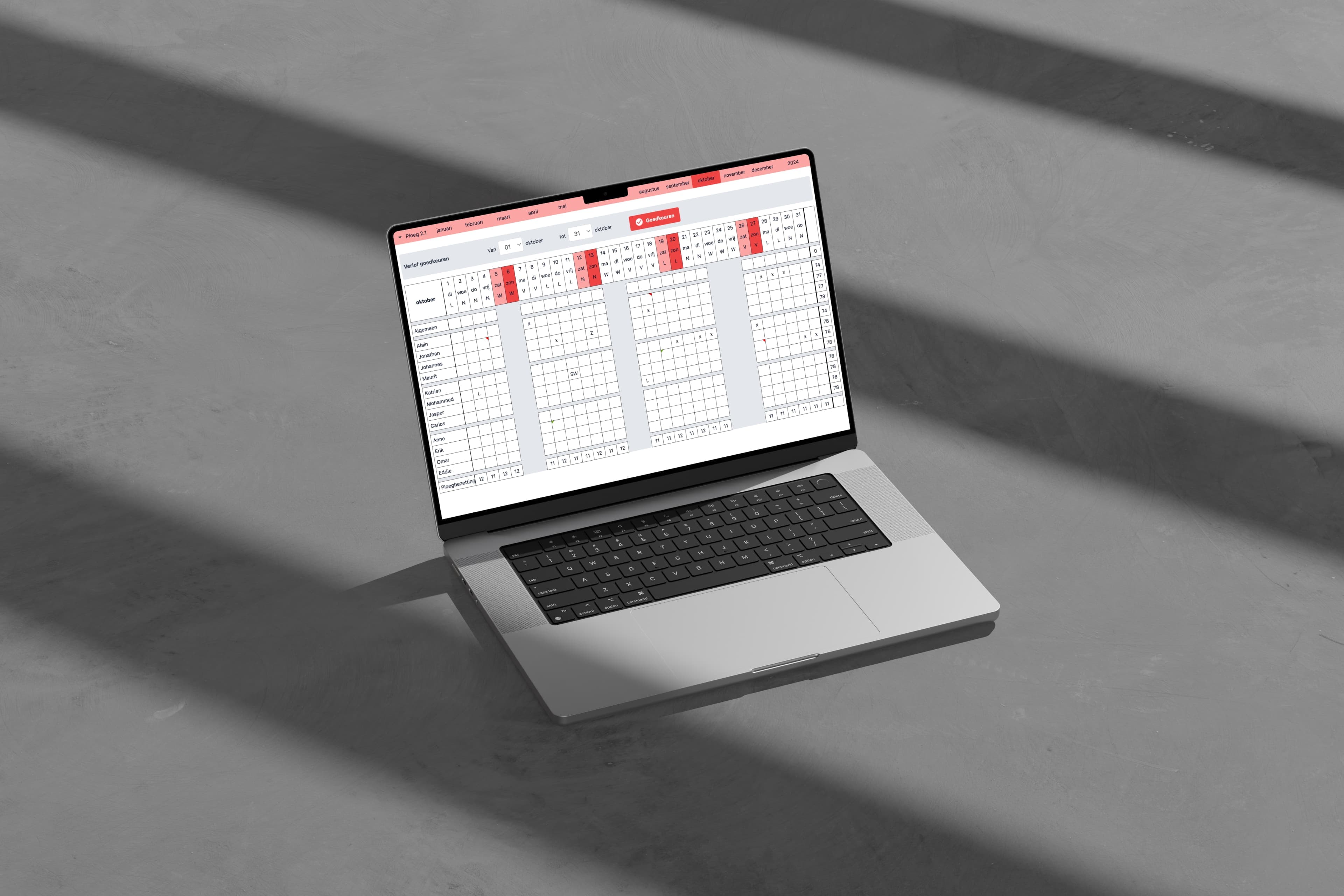 Computerscherm met de shiftplanning webapplicatie zichtbaar