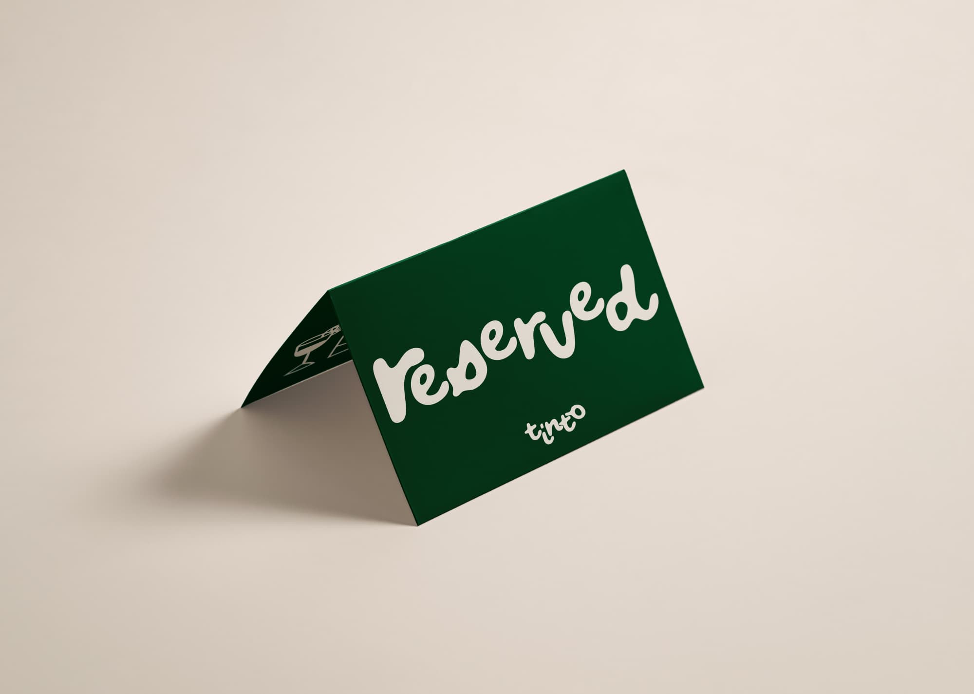 Het 'gereserveerd' kaartje van de tapasbar Tinto